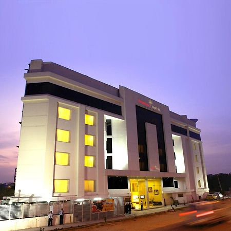Peerless Hotel Hyderabad Exterior foto