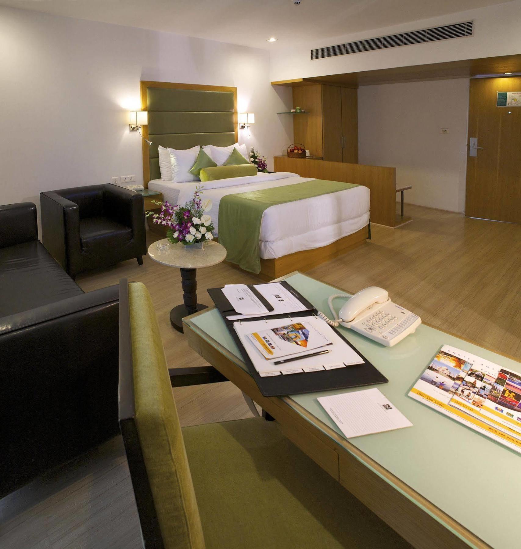 Peerless Hotel Hyderabad Exterior foto
